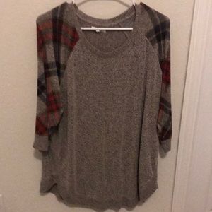 Women’s Maurice’s 1X  Light Knit Sweater!